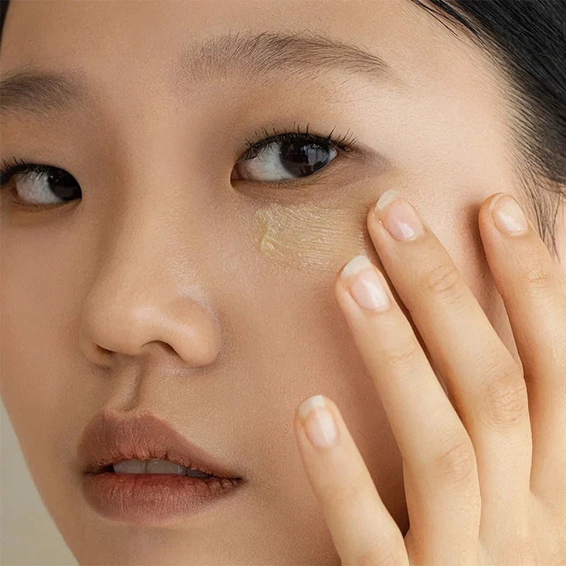 Crème Contour des Yeux au Ginseng Beauty of Joseon Coréenne avec Rétinal Antioxydant Raffermissant Réducteur de Rides et Estompant les Ridules
